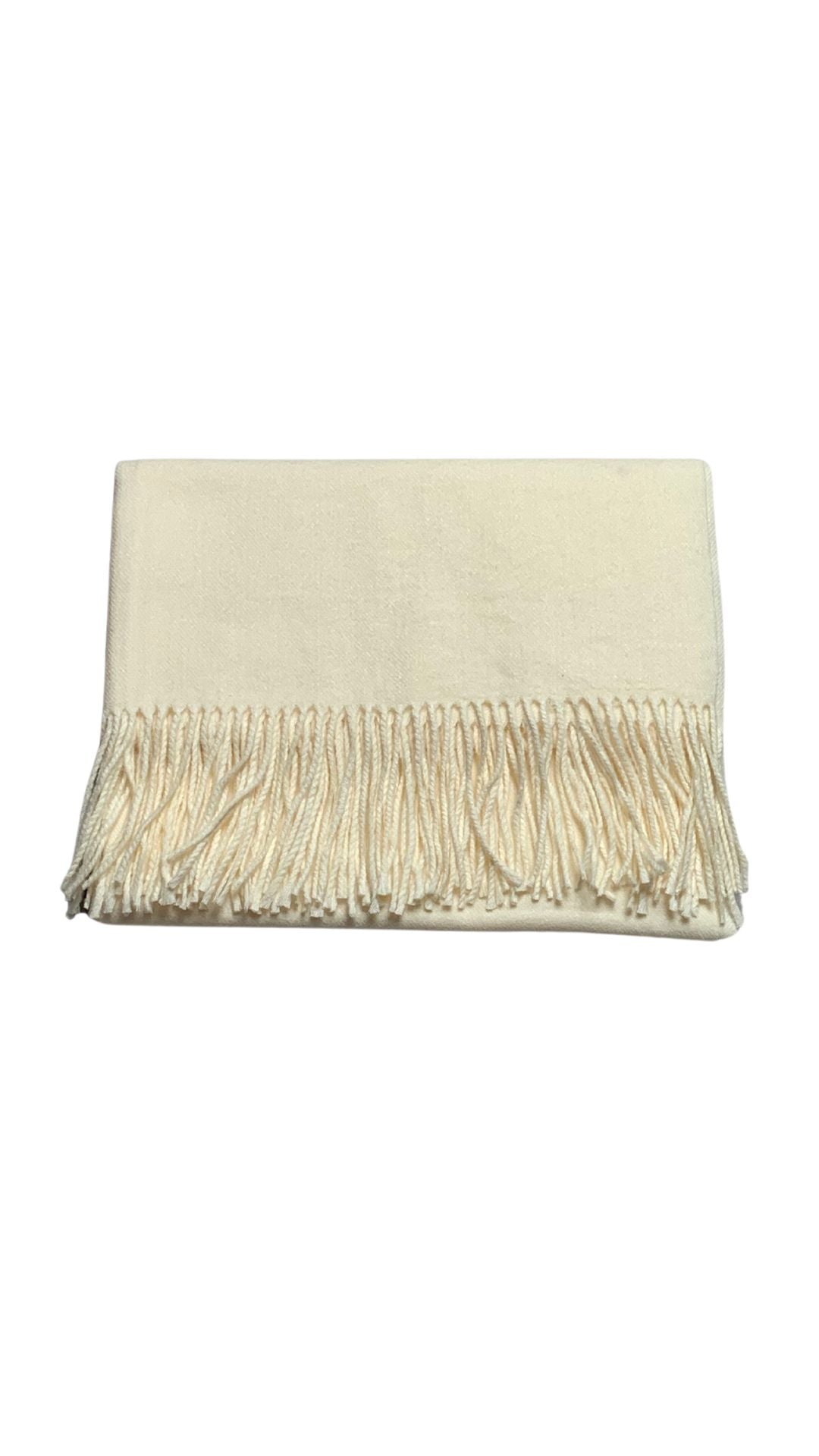 Elegante Stola WILMA in Creme